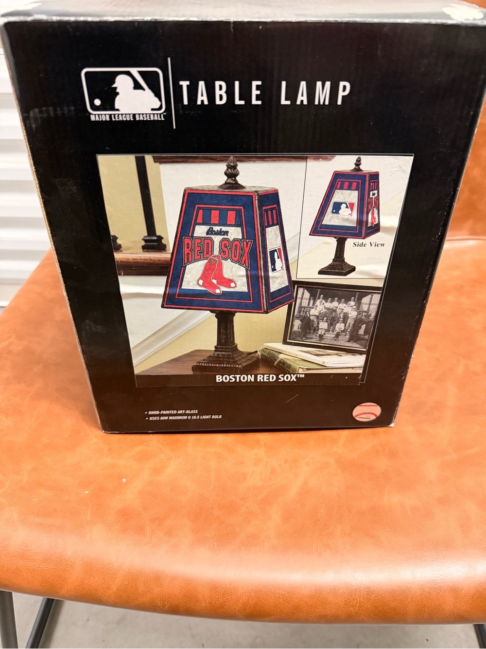 Boston Red Sox Tiffany Style Table Lamp - Red & Navy Shade
